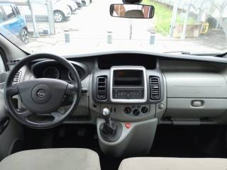 OPEL Vivaro usata, con Sensori di parcheggio posteriori