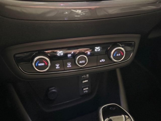 OPEL Crossland X usata, con Interni in pelle