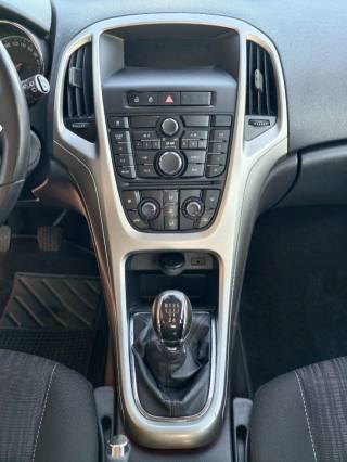 OPEL Astra usata, con Fendinebbia