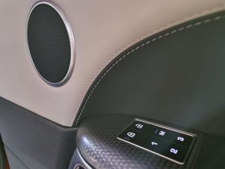 LAND ROVER Range Rover Sport usata, con Sedile posteriore sdoppiato