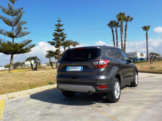 FORD Kuga usata, con Fendinebbia