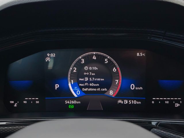 VOLKSWAGEN T-Cross usata, con USB