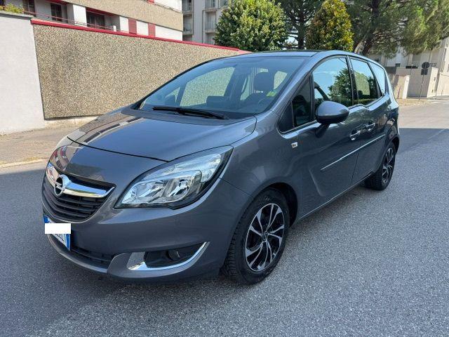 OPEL Meriva usata, con Airbag