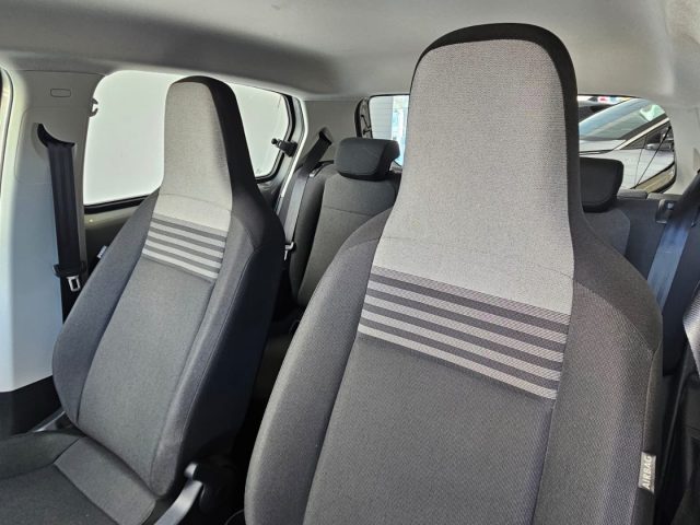 VOLKSWAGEN up! usata, con Airbag testa