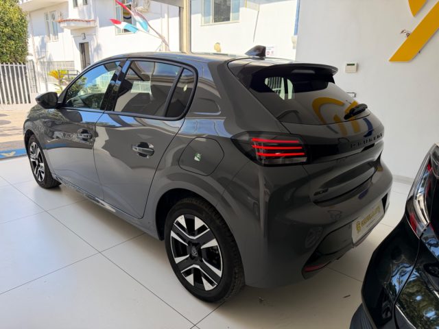 PEUGEOT 208 usata, con USB