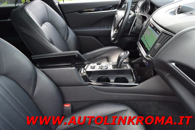 MASERATI Levante usata, con Volante in pelle
