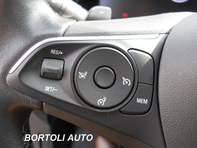 OPEL Grandland usata, con Bluetooth