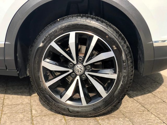 VOLKSWAGEN T-Roc usata, con Freno di stazionamento elettrico