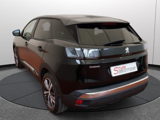 PEUGEOT 3008 usata, con Sistema di navigazione