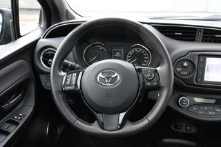 TOYOTA Yaris usata, con Servosterzo