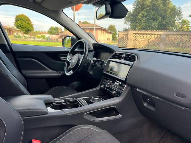 JAGUAR F-Pace usata, con Autoradio