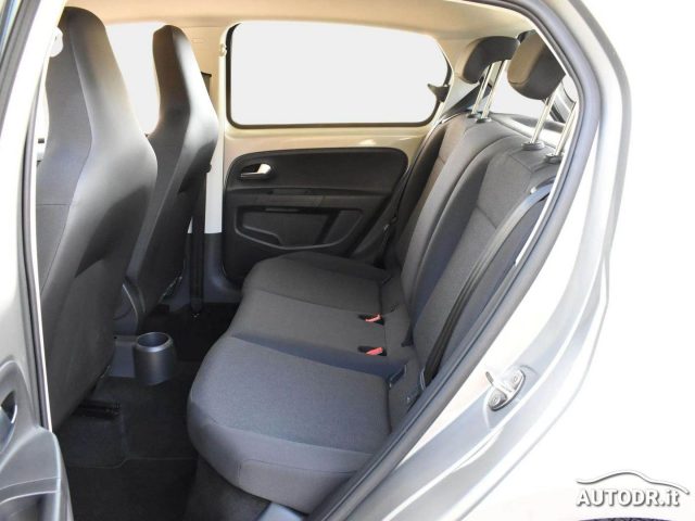 VOLKSWAGEN up! usata, con Controllo automatico clima