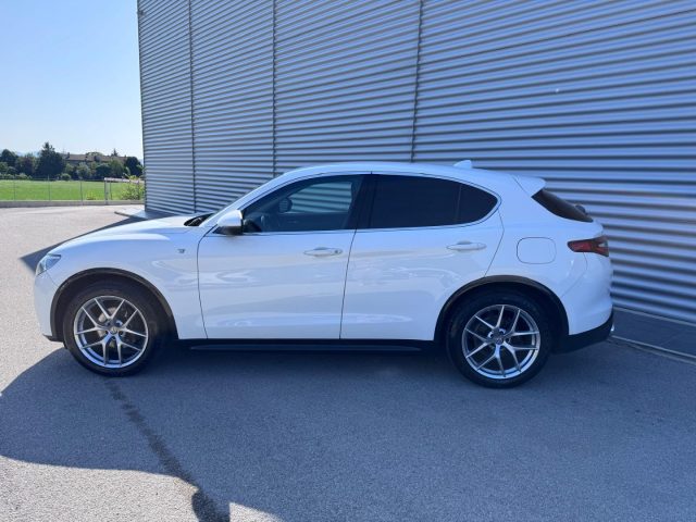 ALFA ROMEO Stelvio usata, con Boardcomputer