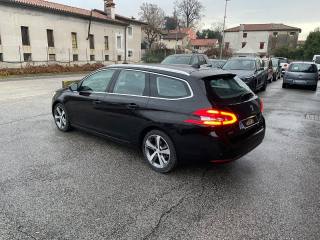 PEUGEOT 308 usata, con Autoradio