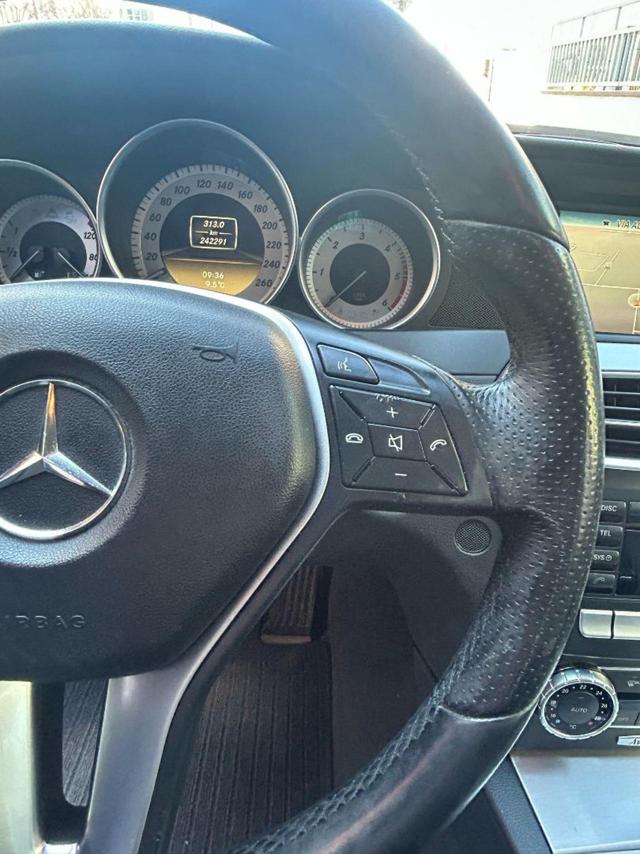 MERCEDES-BENZ C 220 usata, con Luci diurne LED
