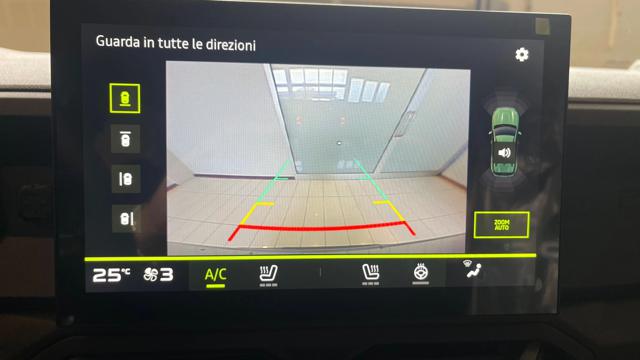 DACIA Duster usata, con Touch screen