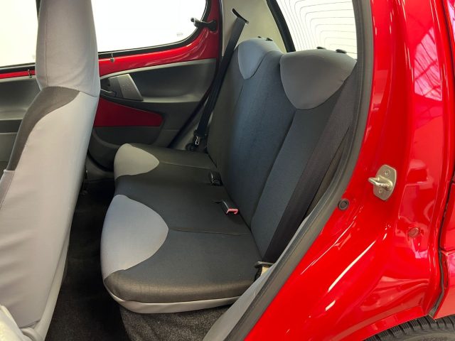 PEUGEOT 107 usata, con Pneumatici quattro stagioni