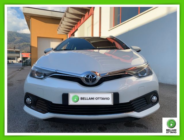 TOYOTA Auris Touring Sports usata, con Airbag