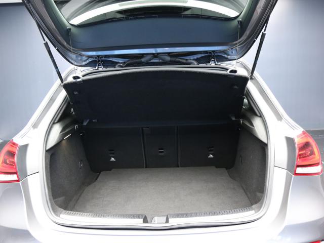 MERCEDES-BENZ A 180 usata, con Boardcomputer