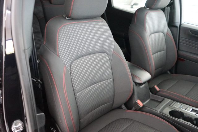 FORD Kuga usata, con Telecamera per parcheggio assistito