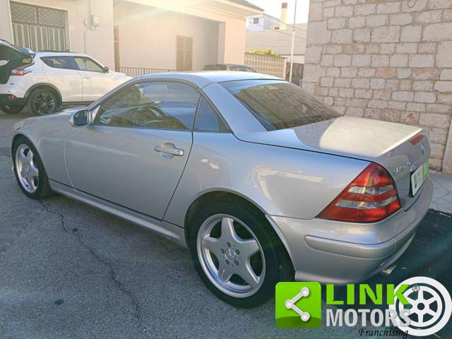 MERCEDES-BENZ SLK 320 usata, con Volante in pelle