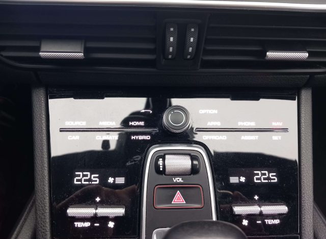 PORSCHE Cayenne usata, con Cruise Control