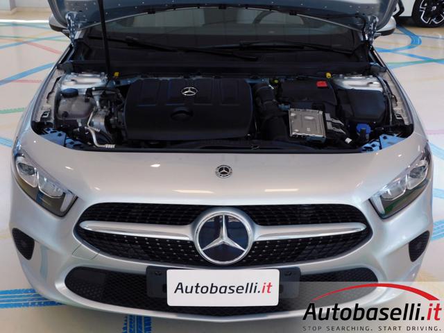 MERCEDES-BENZ A 180 usata, con Fari LED