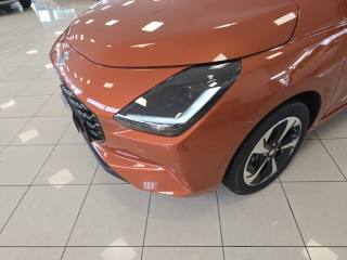 SUZUKI Swift usata, con Sedile posteriore sdoppiato