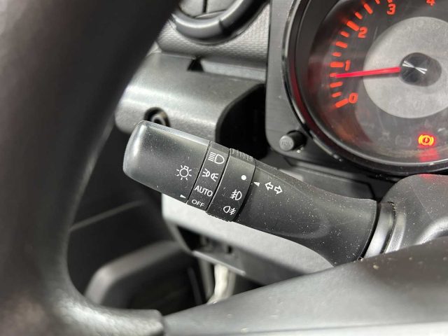 SUZUKI Jimny usata, con Sensore di luce
