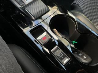 PEUGEOT 2008 usata, con Bluetooth