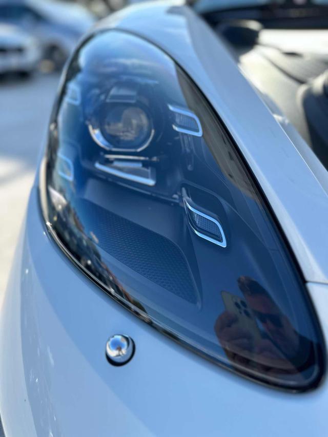PORSCHE 718 Spyder usata, con Leve al volante