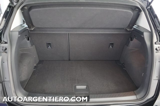 VOLKSWAGEN T-Cross usata, con Isofix