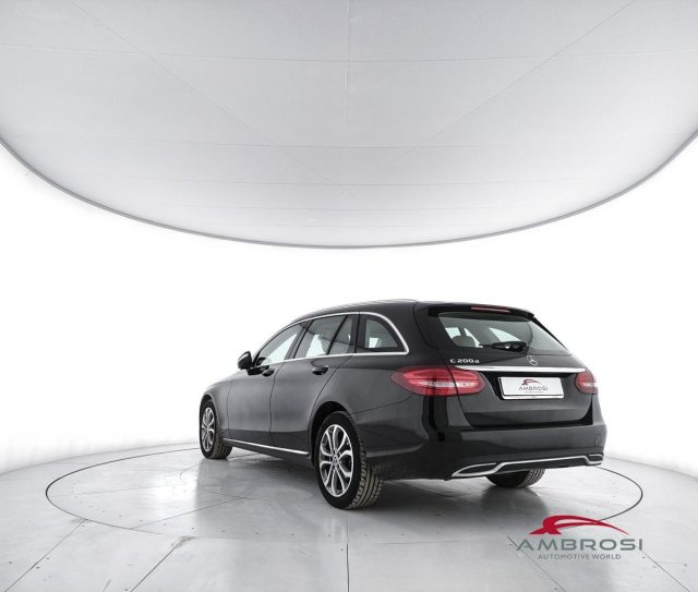 MERCEDES-BENZ C 200 usata 3