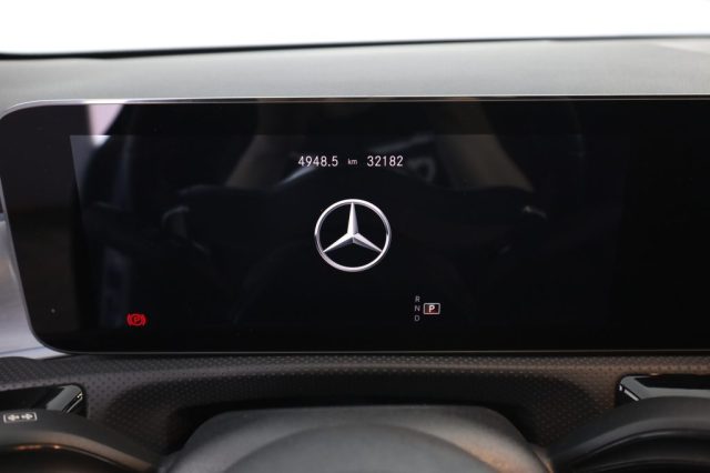 MERCEDES-BENZ CLA usata 6