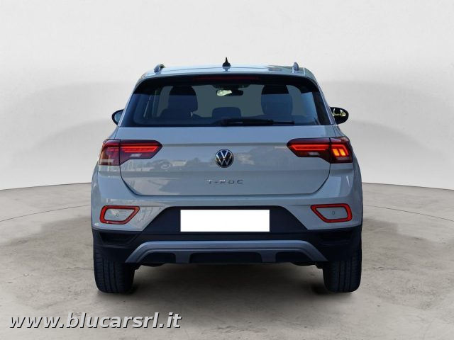 VOLKSWAGEN T-Roc usata, con Autoradio