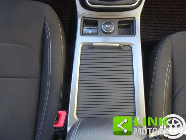 FORD Kuga usata, con Sistema di navigazione