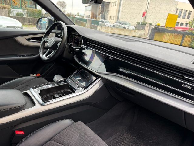 AUDI Q8 usata, con Cerchi in lega