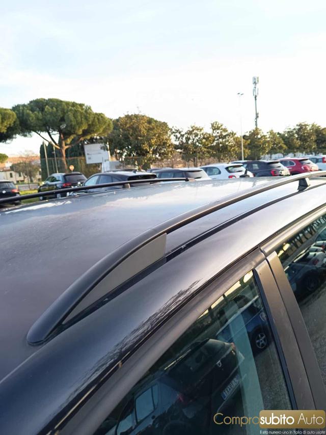 VOLKSWAGEN Touran usata 27