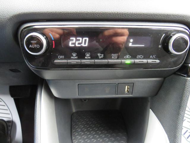 TOYOTA Yaris usata, con Airbag testa