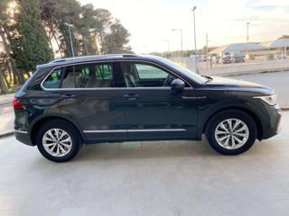 VOLKSWAGEN Tiguan usata, con Airbag Passeggero