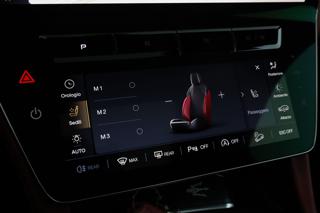 MASERATI Grecale usata, con Volante multifunzione