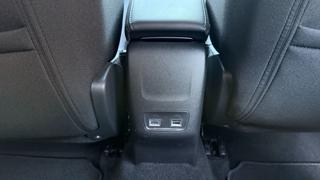 PEUGEOT 2008 usata, con Touch screen