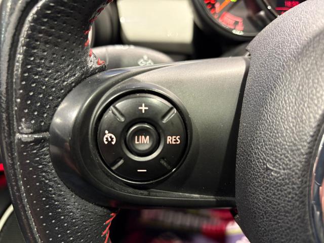 MINI Cooper S usata, con Park Distance Control