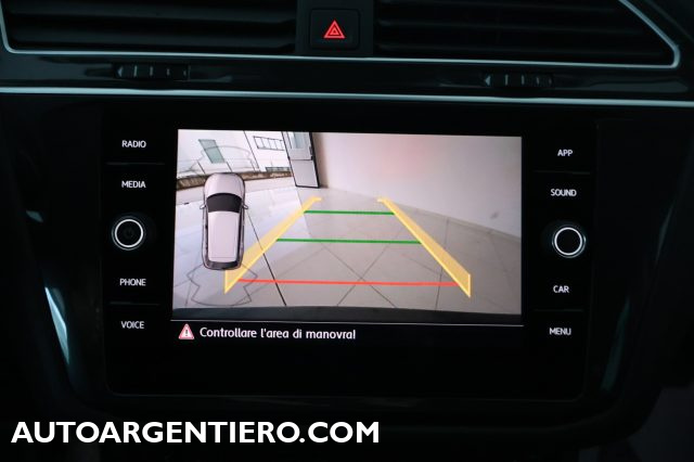 VOLKSWAGEN Tiguan usata, con USB