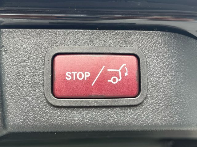 MERCEDES-BENZ V 250 usata, con Climatizzatore