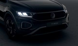 VOLKSWAGEN T-Roc usata, con Autoradio