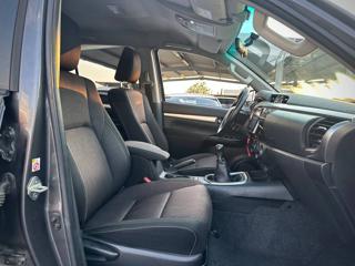 TOYOTA Hilux usata, con Airbag testa