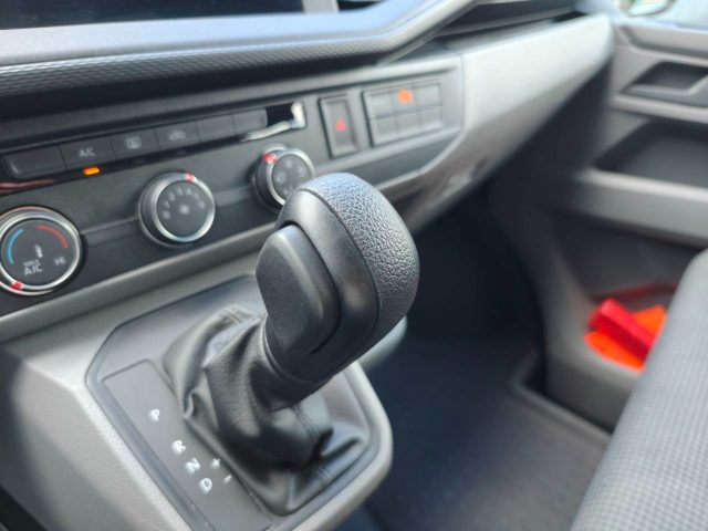 VOLKSWAGEN Transporter usata 22