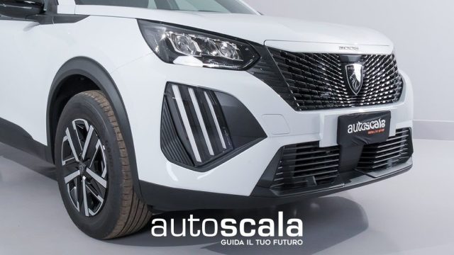 PEUGEOT 2008 usata, con Volante multifunzione