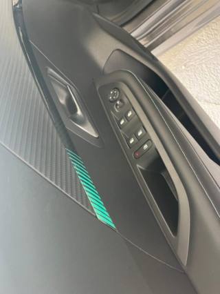 PEUGEOT 208 usata, con Sensori di parcheggio posteriori